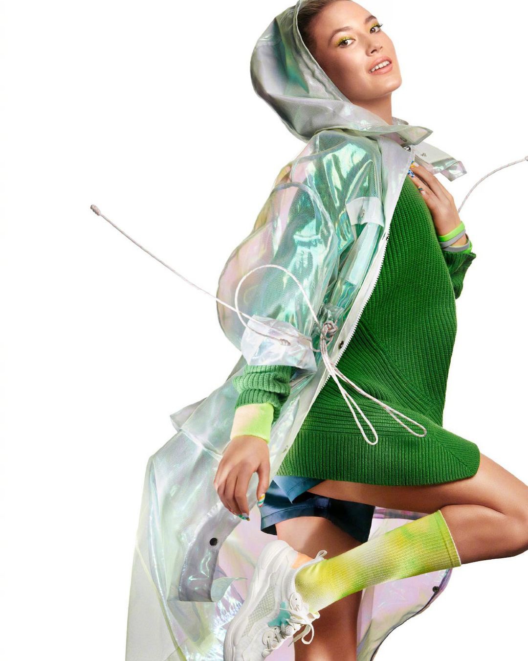 冰雪美女谷爱凌拍摄时尚写真 感受她的异域风情