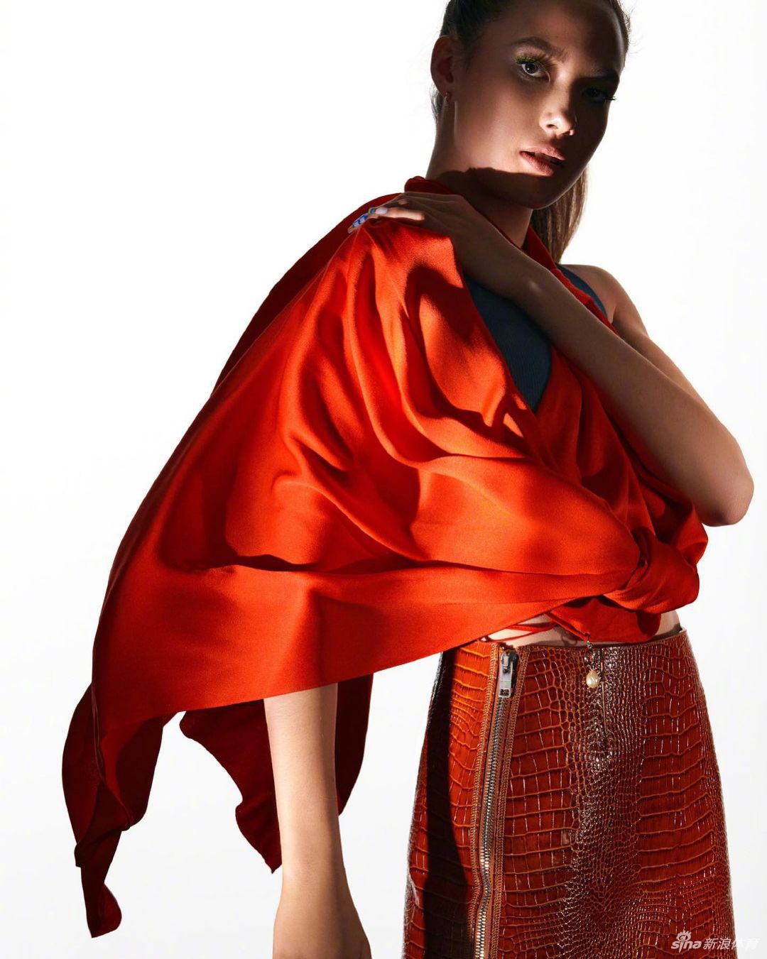 冰雪美女谷爱凌拍摄时尚写真 感受她的异域风情