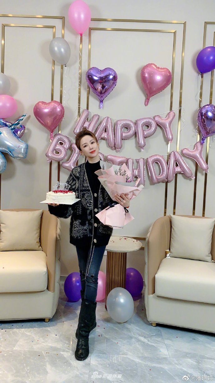 潘晓婷晒美照提问:这就是凡尔赛吗