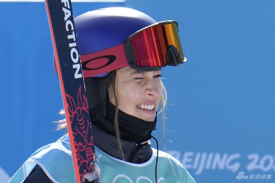 大跳台资格赛谷爱凌首秀晋级决赛