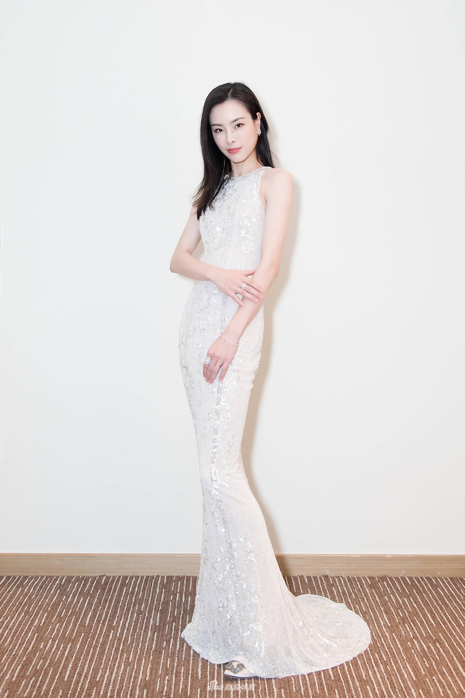 吴敏霞晒“高考准考证”为考生加油