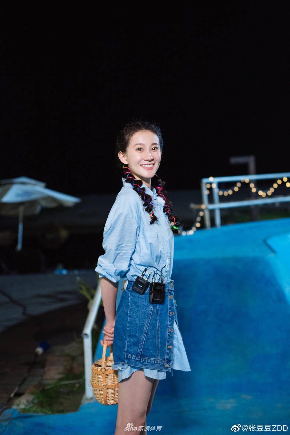 艺术体操女神张豆豆晒综艺剧照:迎着浪花向前冲