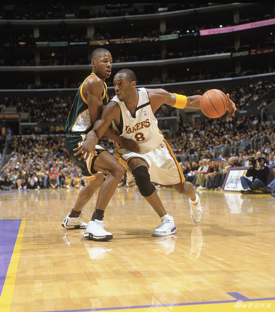 科比穿乔丹鞋是什么造型？飞人战靴最好的代言人