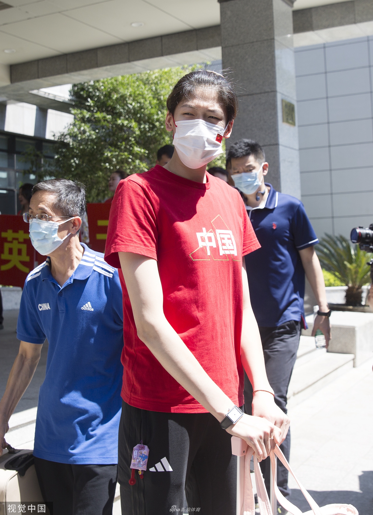 中国女排结束宁波封闭集训 启程前往北京