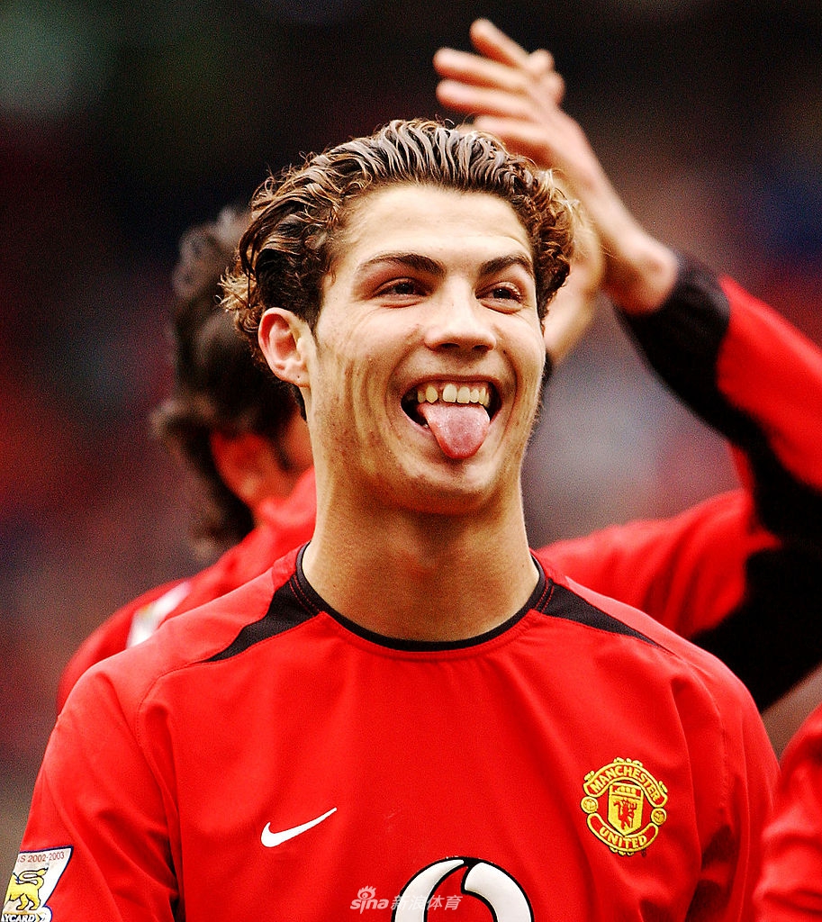 逆天c罗在曼联时突破太恐怖