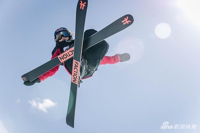 谷爱凌发微博庆祝夺双金：你现在看到的是世界冠军！