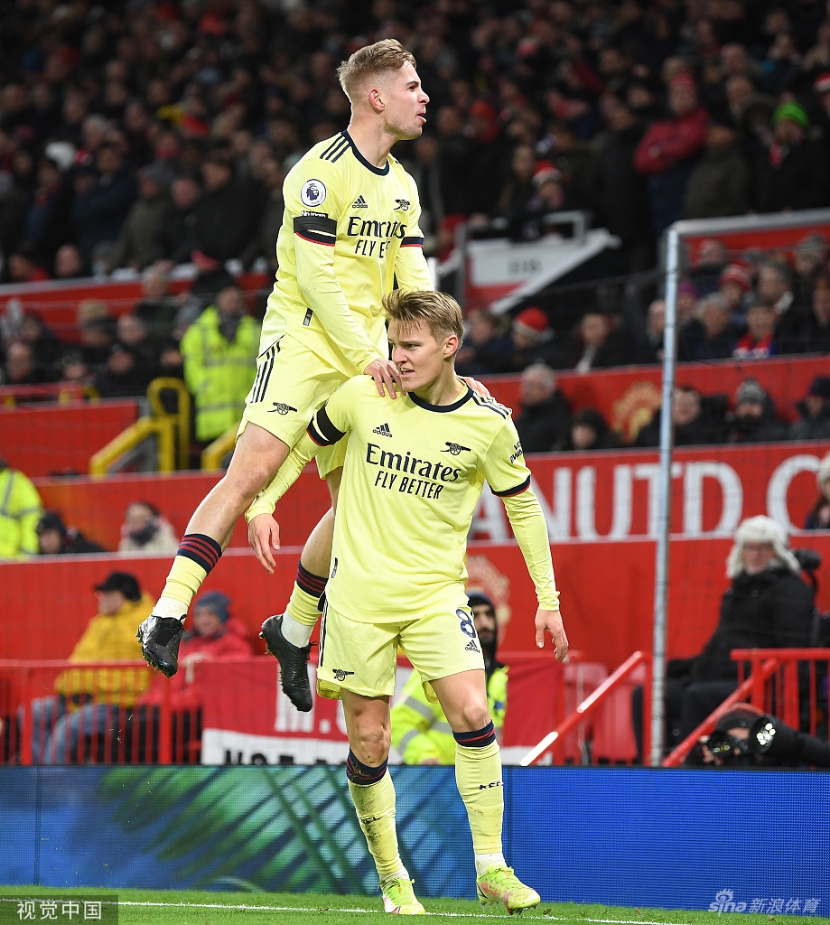 [英超]曼联3-2阿森纳 C罗梅开二度