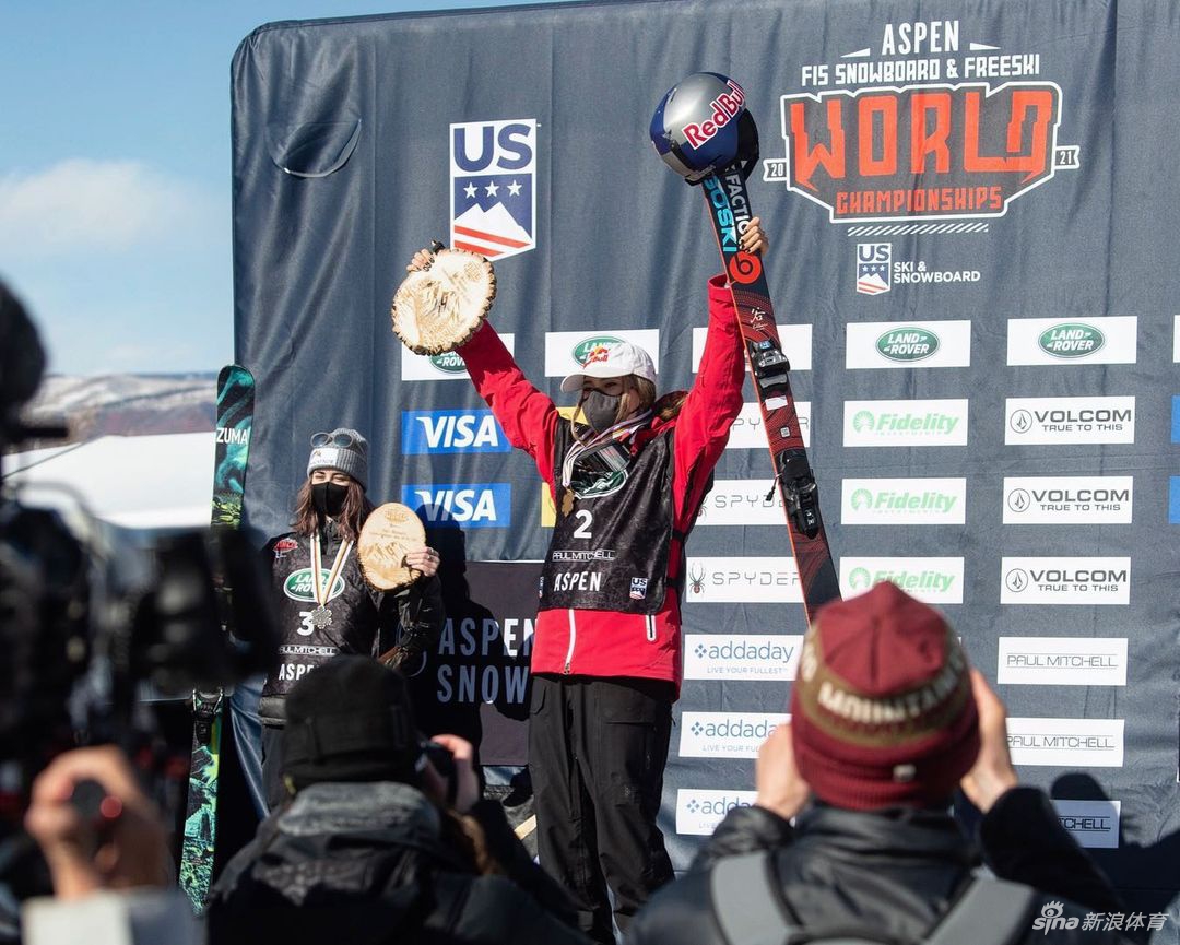 谷爱凌发微博庆祝夺双金：你现在看到的是世界冠军！