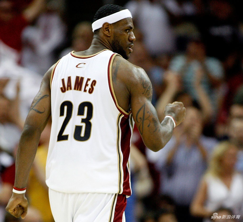 哪位球星的球衣是你的最爱？乔丹科比詹姆斯最热门