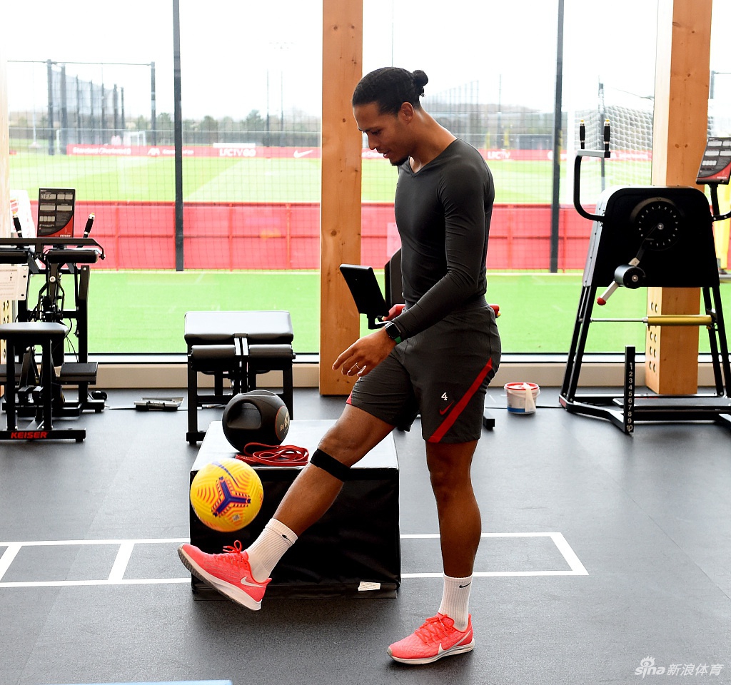 范戴克与戈麦斯回归利物浦训练训练