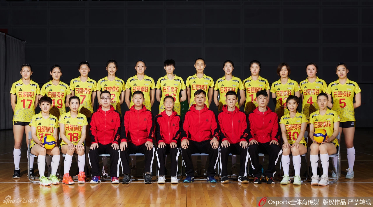 山东女排拍摄排超联赛官方写真