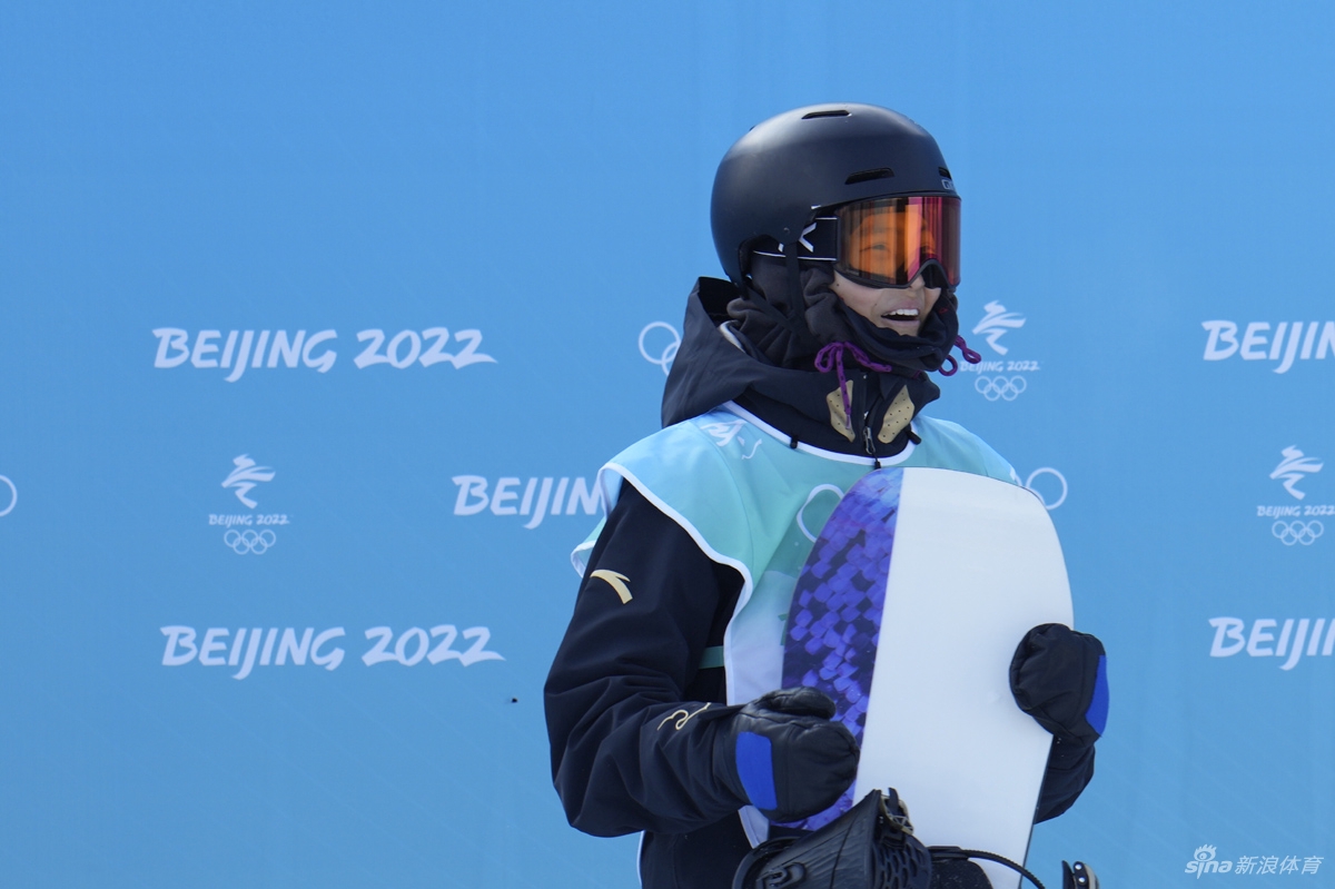 单板滑雪女子大跳台荣格获第5创历史