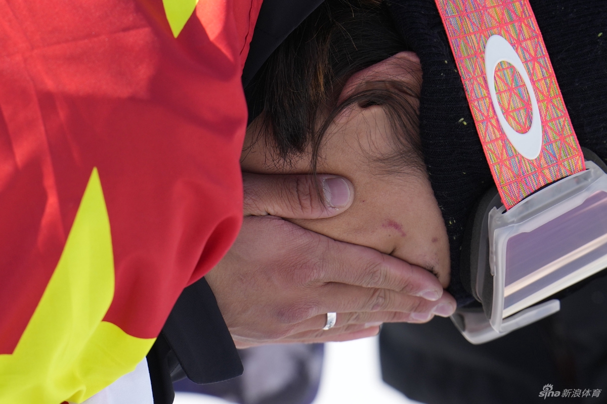 单板滑雪男子大跳台苏翊鸣夺金