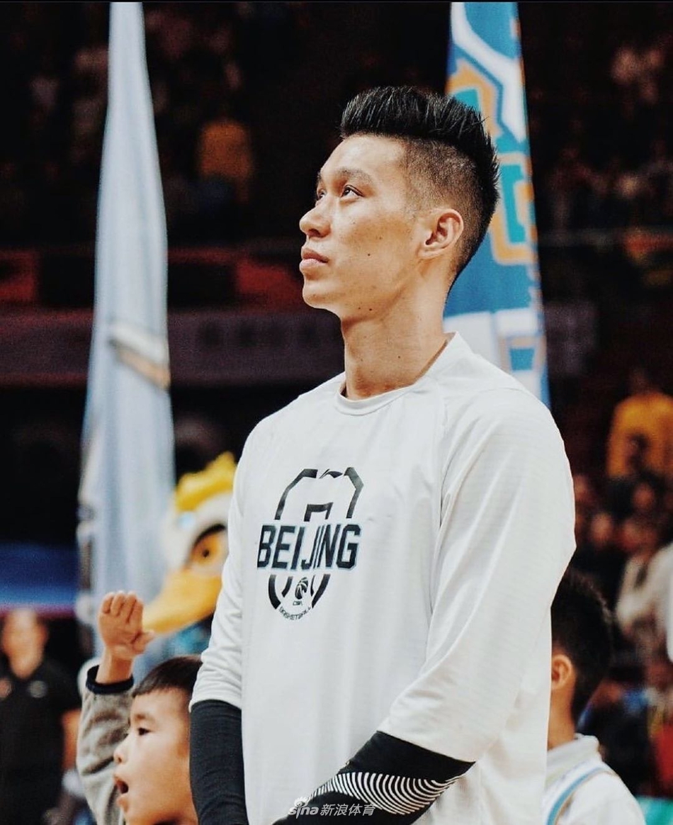 重返CBA？曝北京首钢正积极追逐林书豪