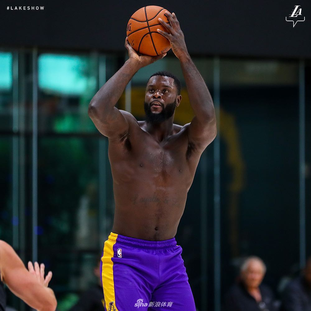 史蒂芬森光膀子练