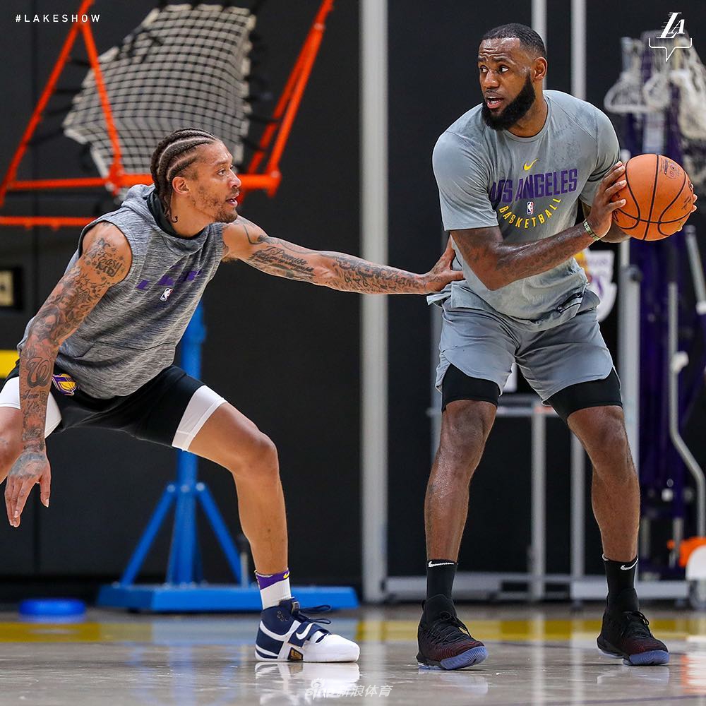 詹姆斯单打比斯利