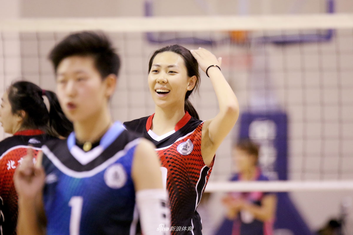 CUVA中国大学生排球联赛 女排颜值高分有人酷似刘亦菲