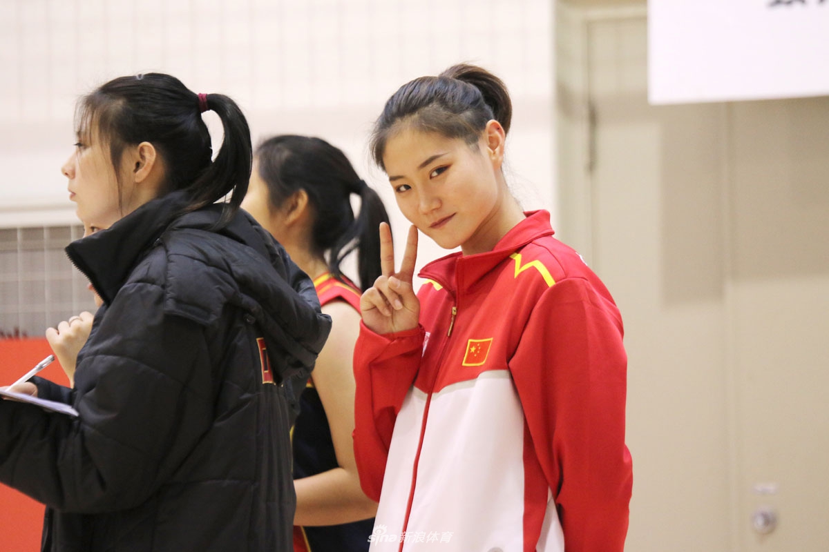 CUVA中国大学生排球联赛 女排颜值高分有人酷似刘亦菲