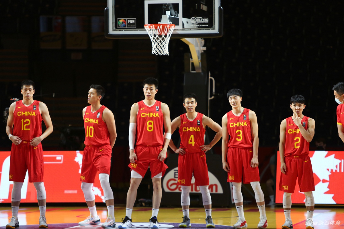 [奥运落选赛]中国男篮79-109加拿大 胡明轩24分