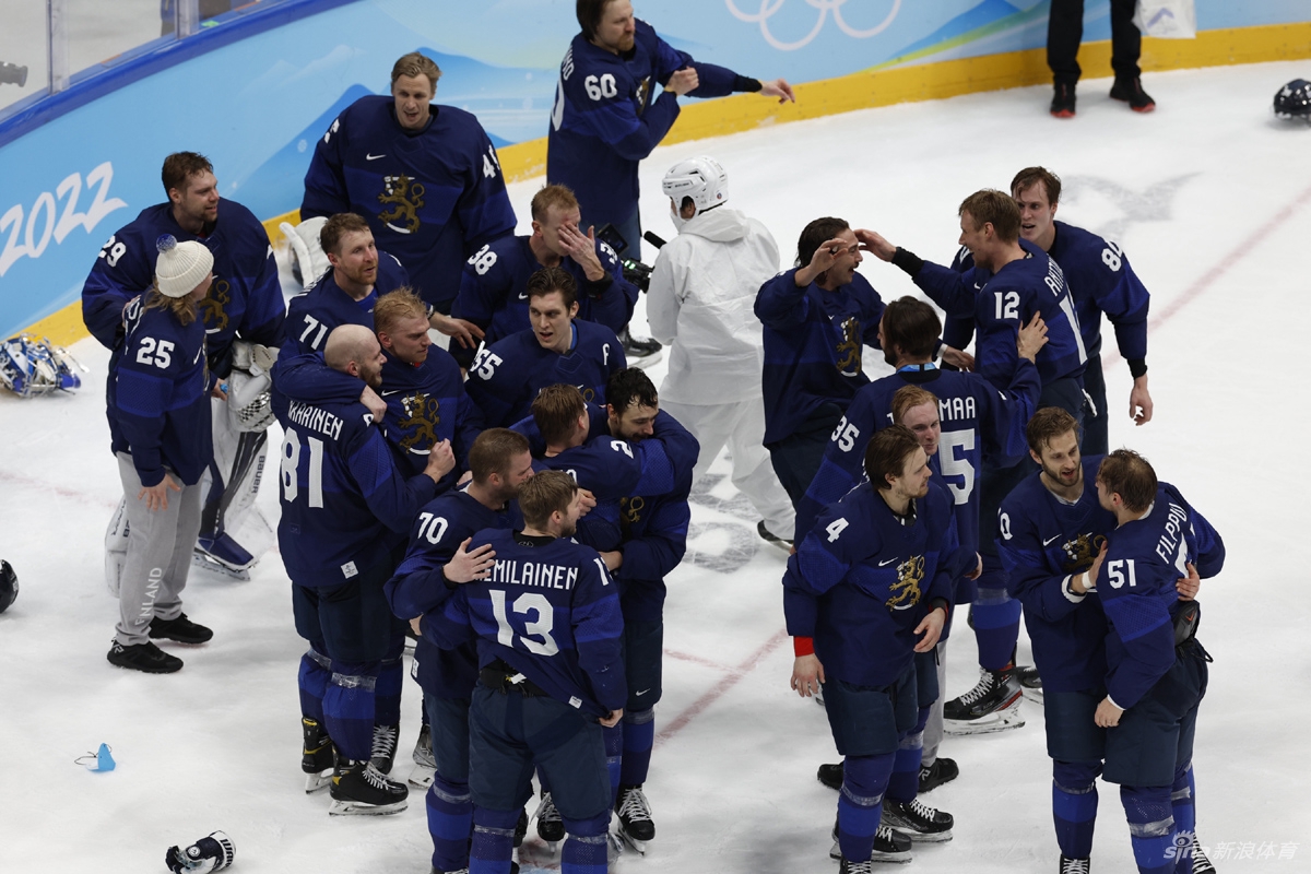 男子冰球芬兰2-1战胜俄罗斯 历史首夺金牌
