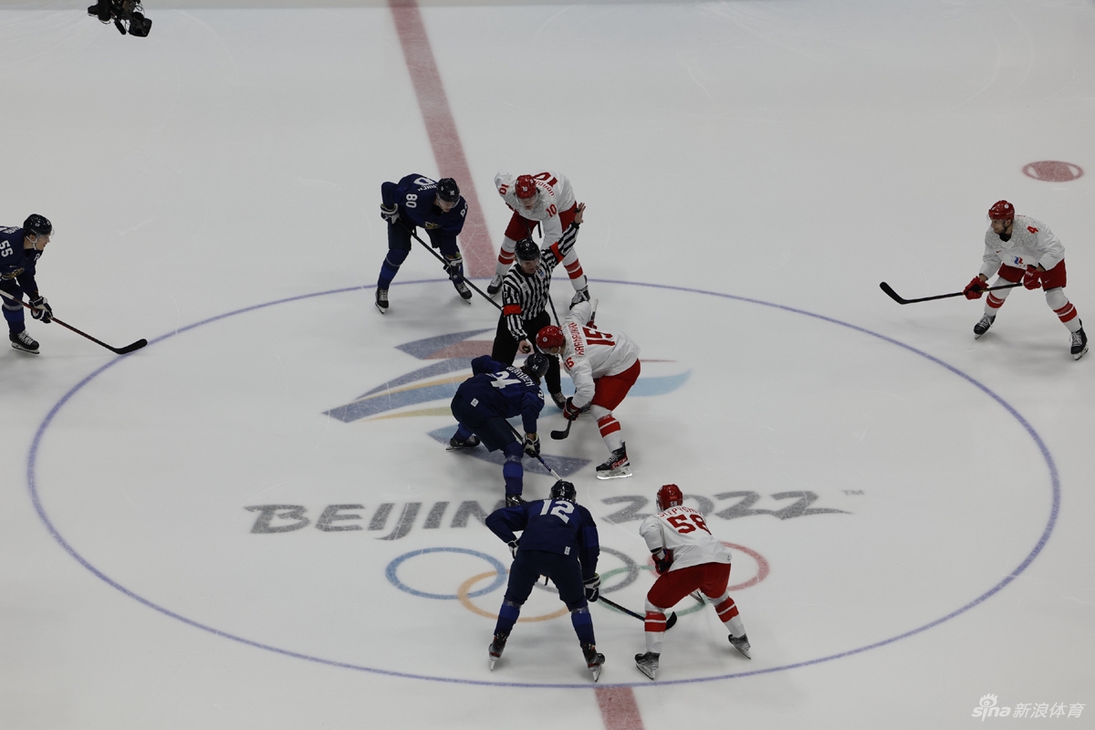 男子冰球芬兰2-1战胜俄罗斯 历史首夺金牌