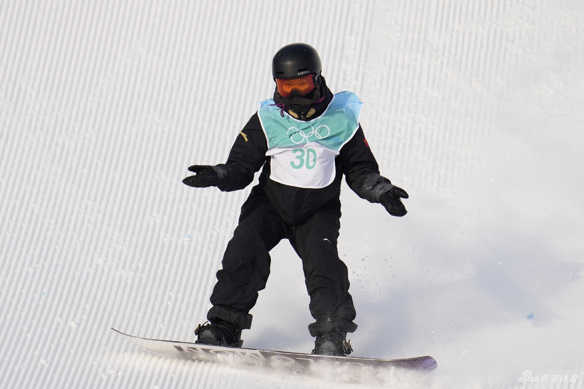 单板滑雪女子大跳台荣格获第5创历史