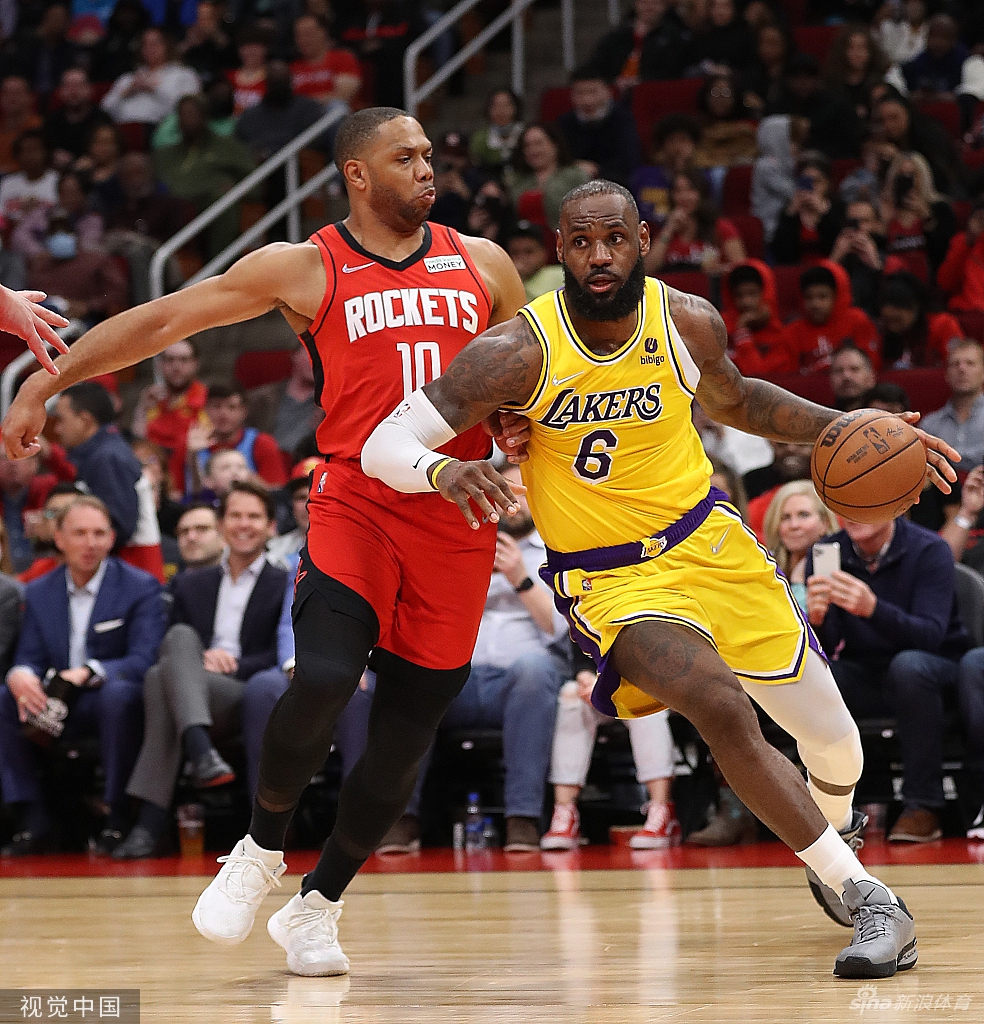 [NBA]湖人130-139火箭 詹姆斯空砍三双