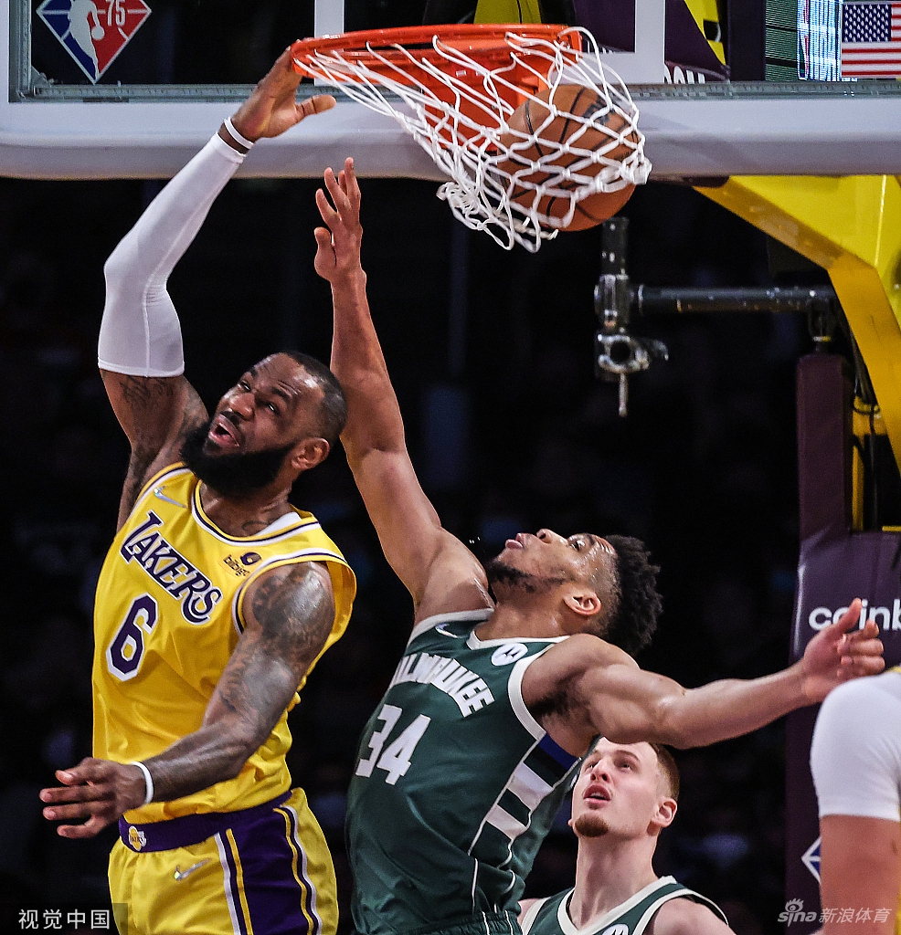 [NBA]雄鹿131-116湖人 字母哥44分力压詹皇