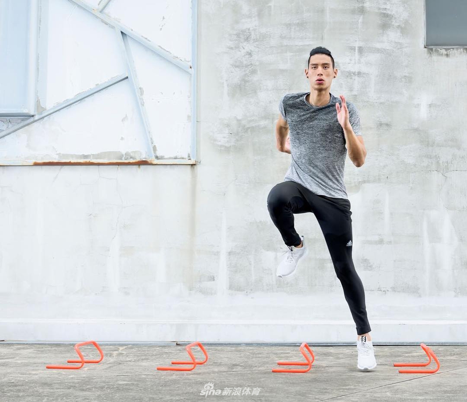 林书豪NBA休赛季的快乐生活