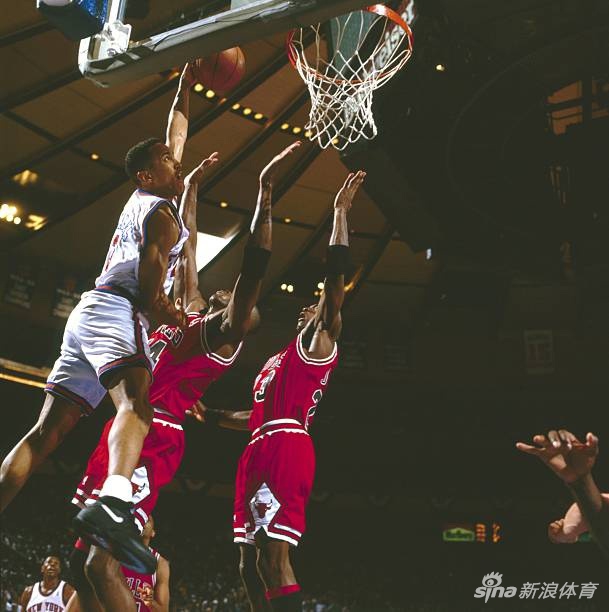 飞人最厌恶的对手之一！27年前他这一惊天隔扣让乔丹也成背景