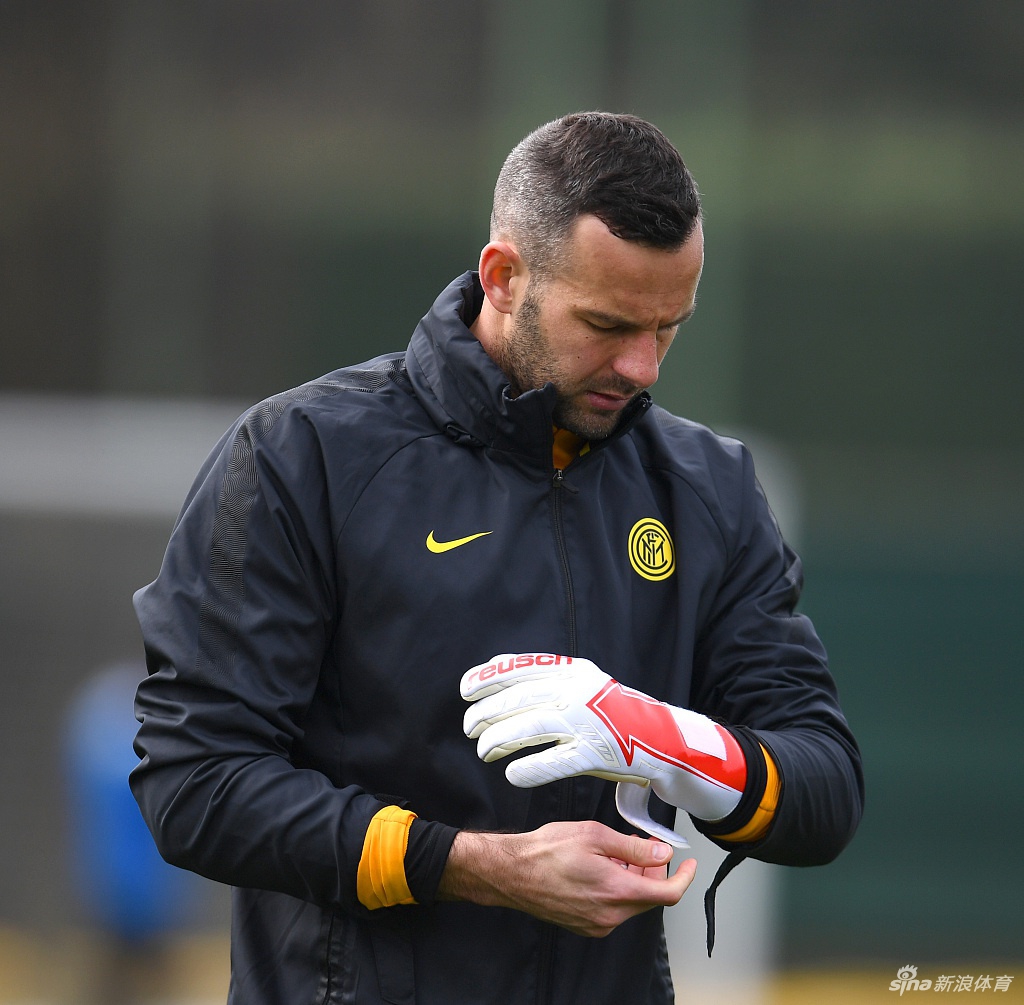 国米门将汉达诺维奇新冠检测呈阳性