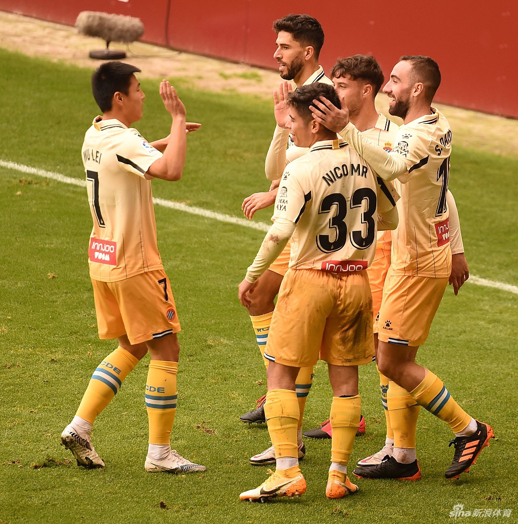 [西乙]西班牙人3-0收获4连胜 武磊替补吃黄牌