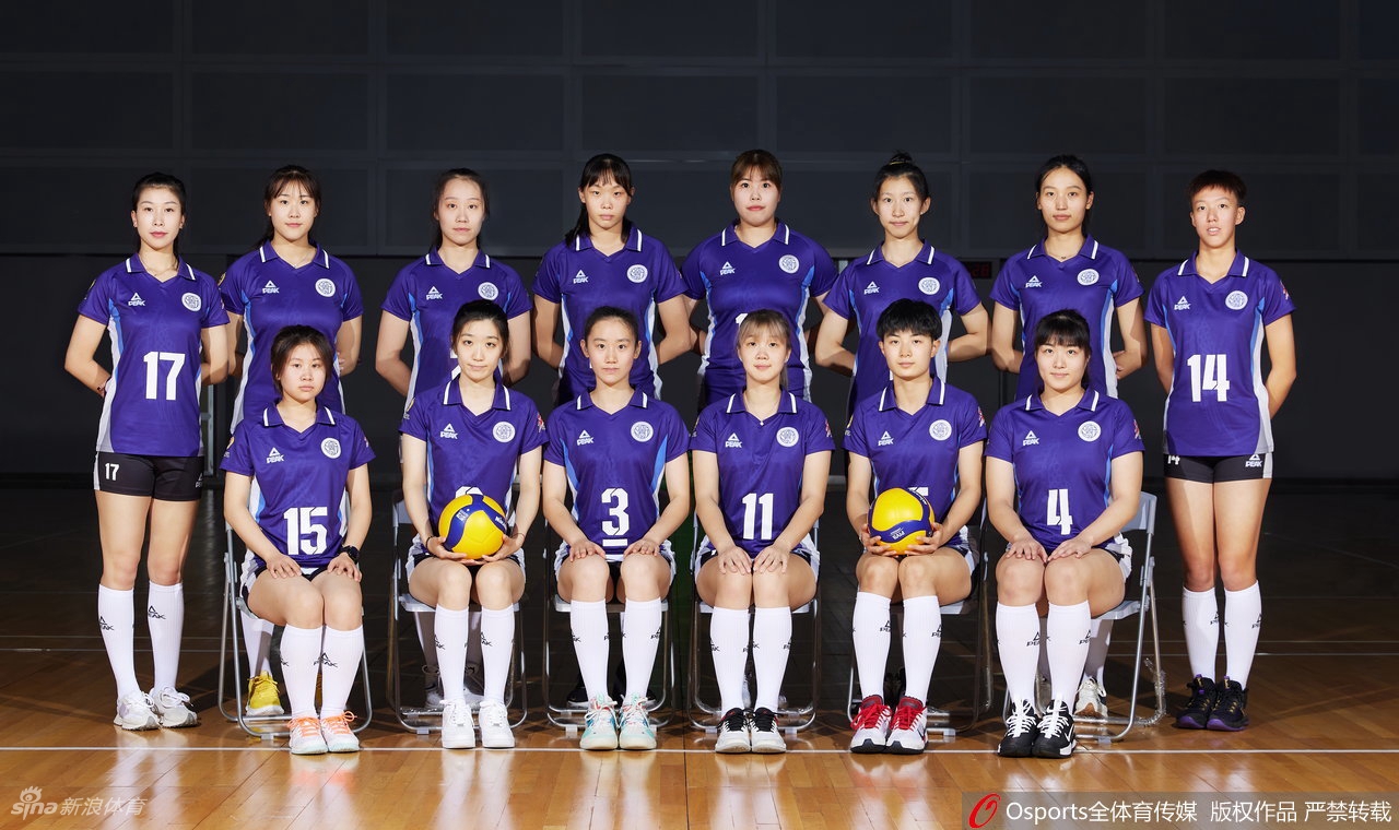 河北女排拍摄排超联赛官方写真