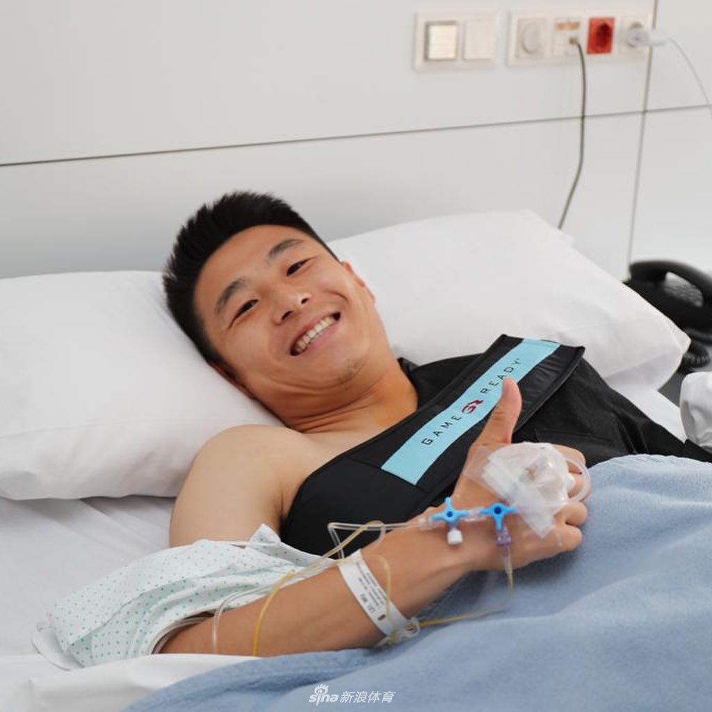 武磊手术成功将养伤6-8周