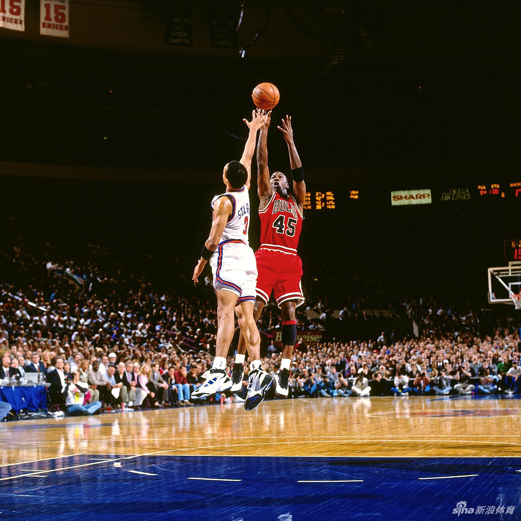 飞人最厌恶的对手之一！27年前他这一惊天隔扣让乔丹也成背景