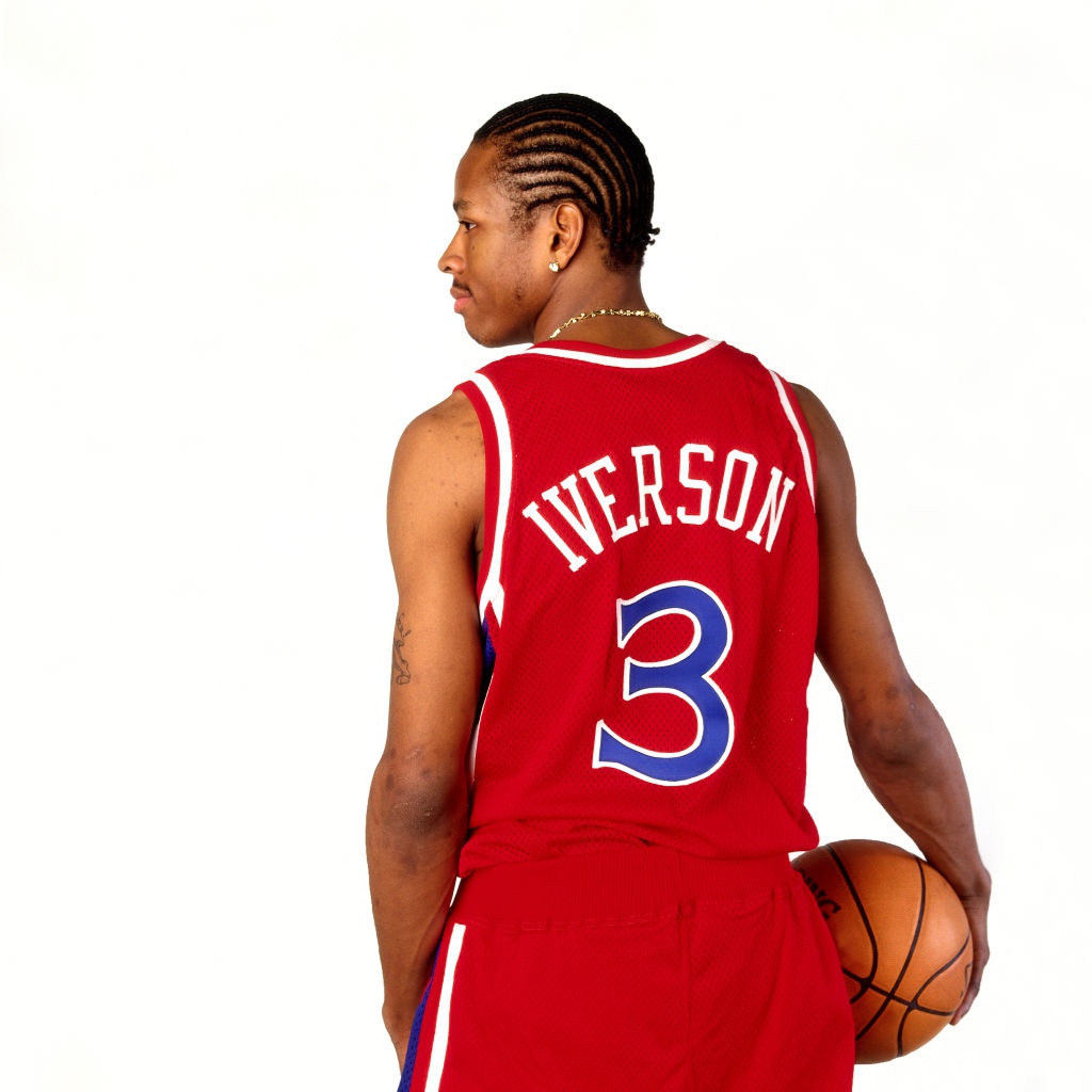 哪位球星的球衣是你的最爱？乔丹科比詹姆斯最热门