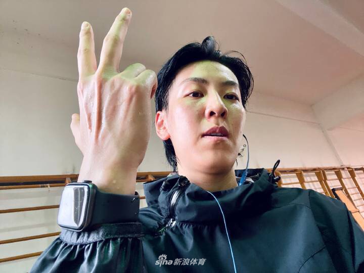 张晓雅晒自拍自称可盐不可甜 网友:笑容很甜!