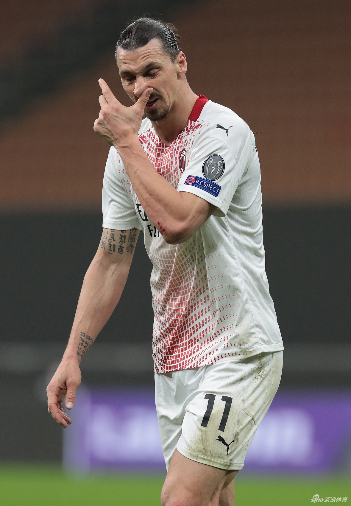 [欧联杯]AC米兰1-1红星 米兰客场进球多晋级