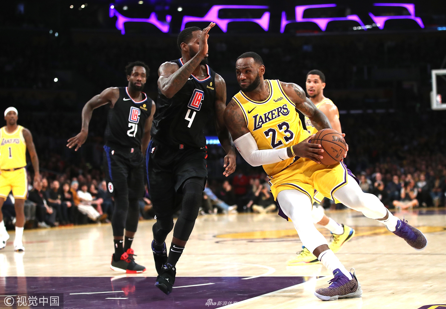 [NBA常规赛]快船113-105湖人