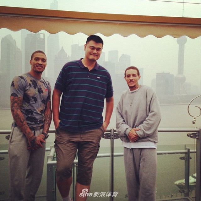 2014年韦斯特和比斯利联手加盟上海