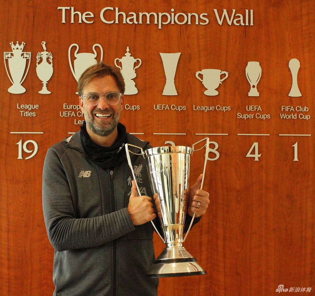 利物浦主教练克洛普获年度最佳教练