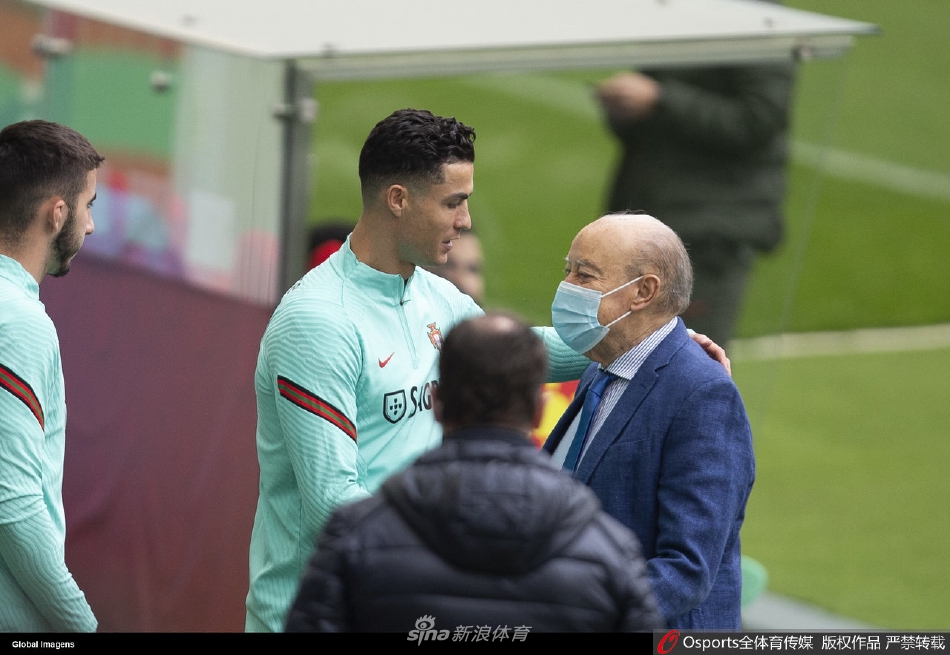 C罗：我的未来我自己决定 没葡萄牙就没世界杯