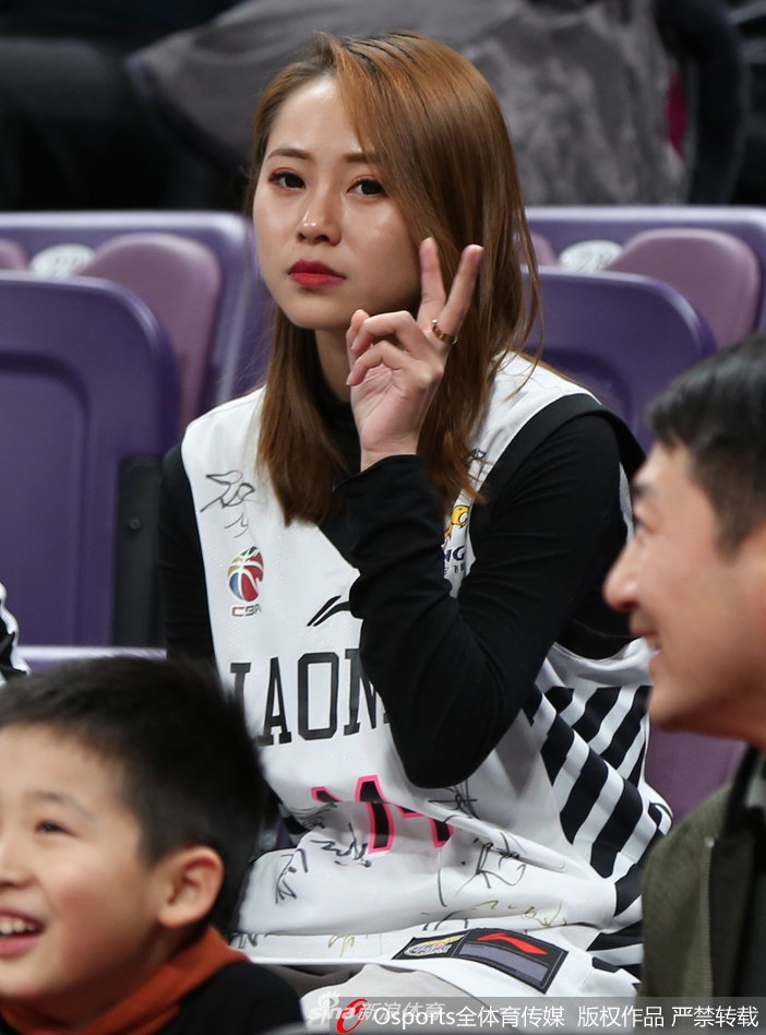 从南看到北！CBA第五轮各地女球迷精选