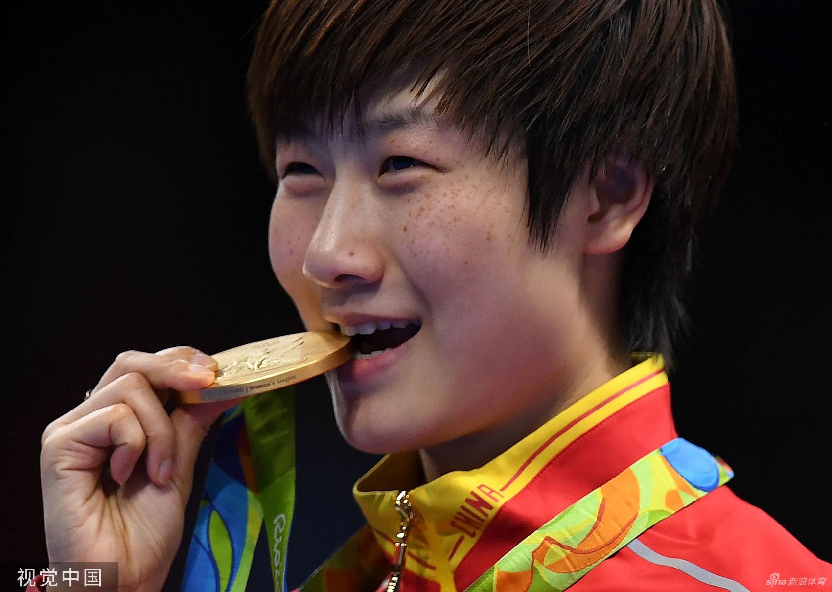 奥运冠军丁宁宣布退役 将就读北京大学