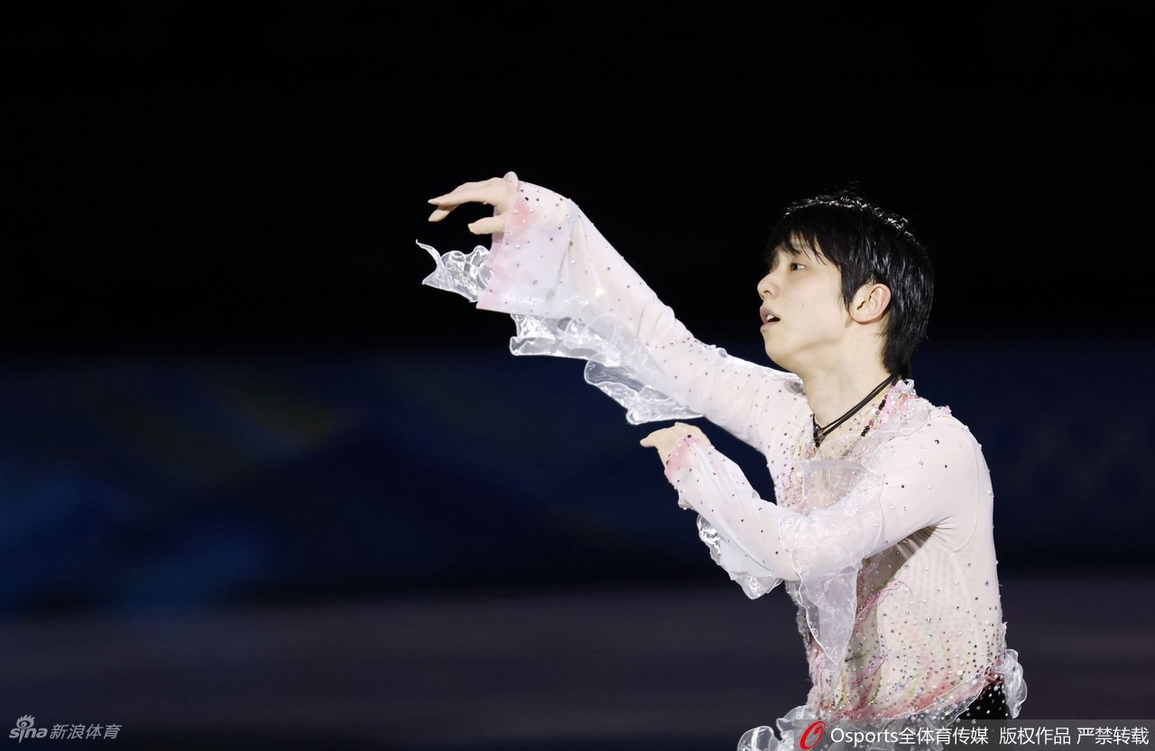 花滑表演赛羽生结弦演绎《春天来了》