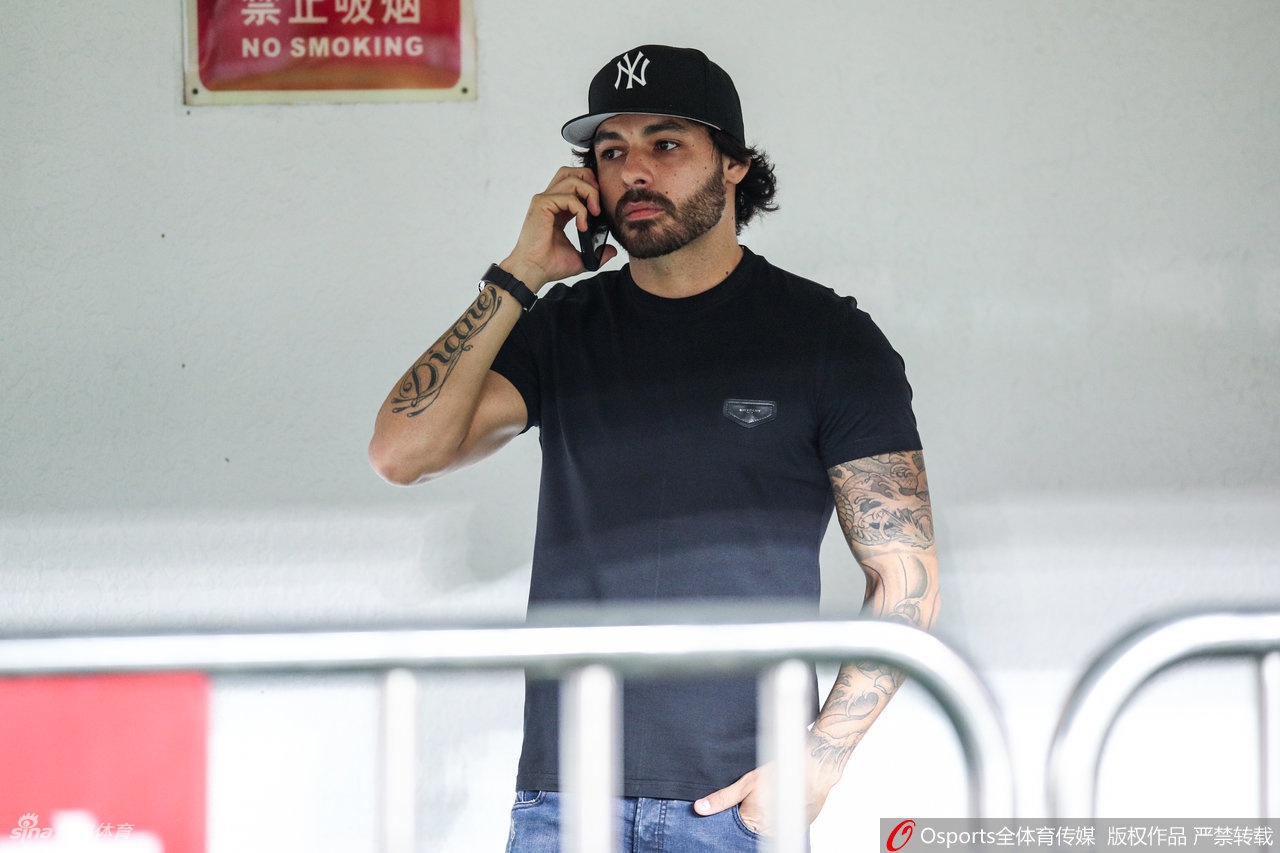 高拉特宣布获得中国国籍 要帮助中国队进军2022世界杯