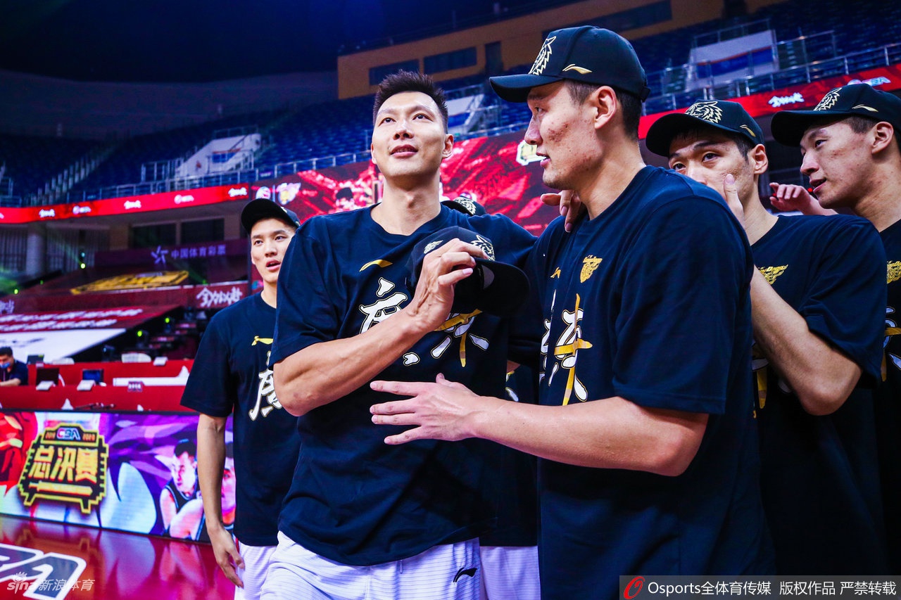 朱芳雨确认易建联将缺席新赛季CBA联赛