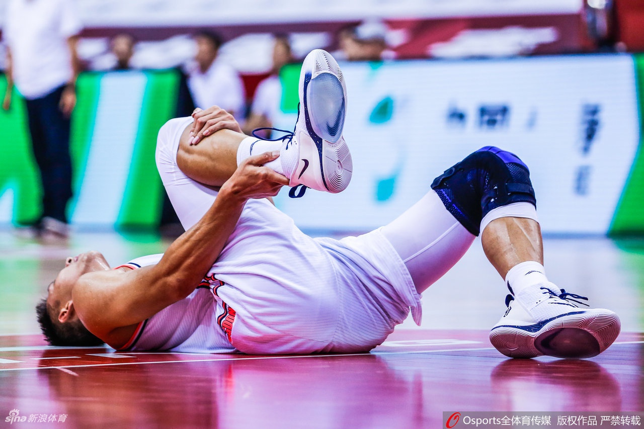 朱芳雨确认易建联将缺席新赛季CBA联赛