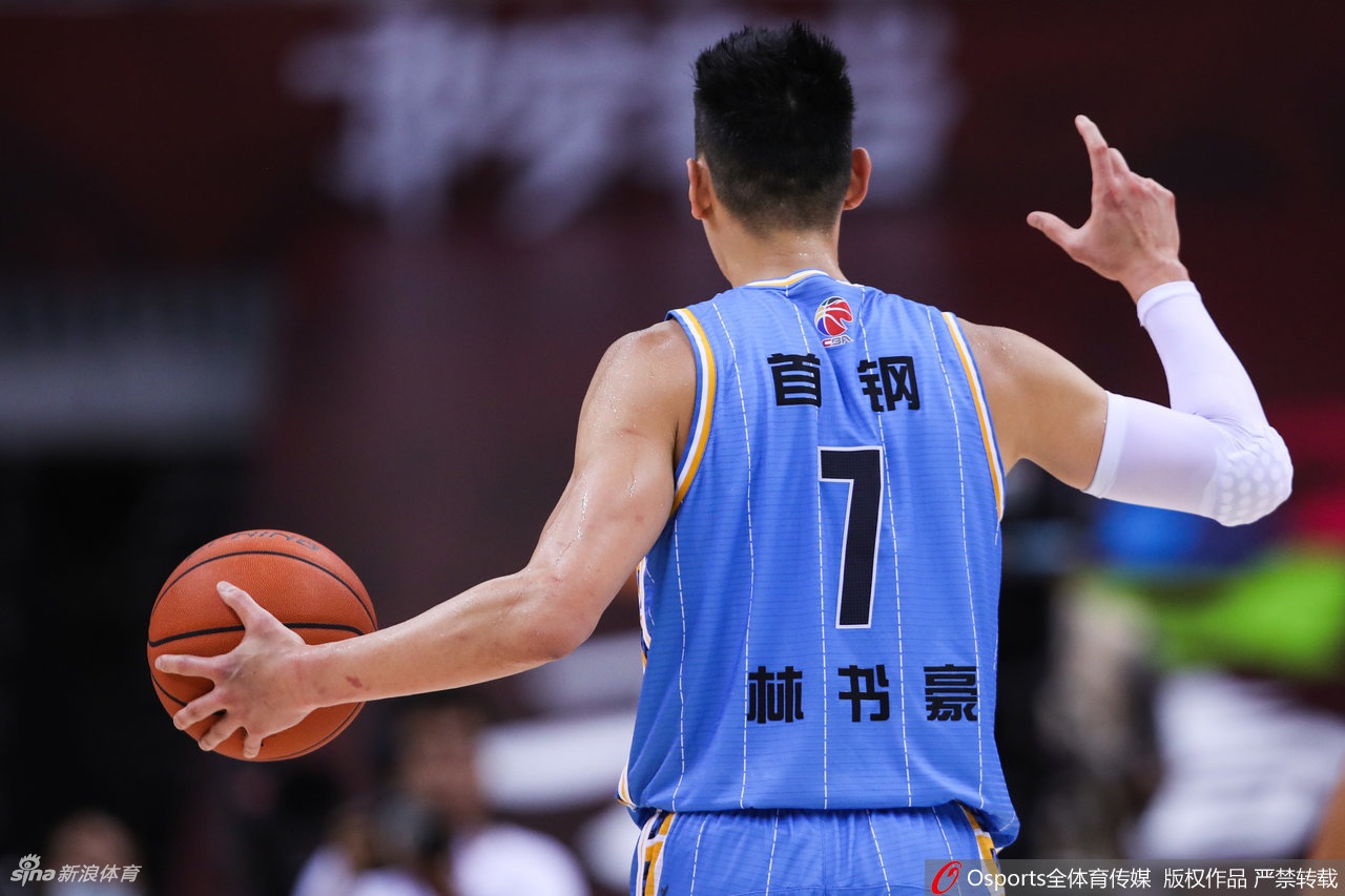 重返CBA？曝北京首钢正积极追逐林书豪