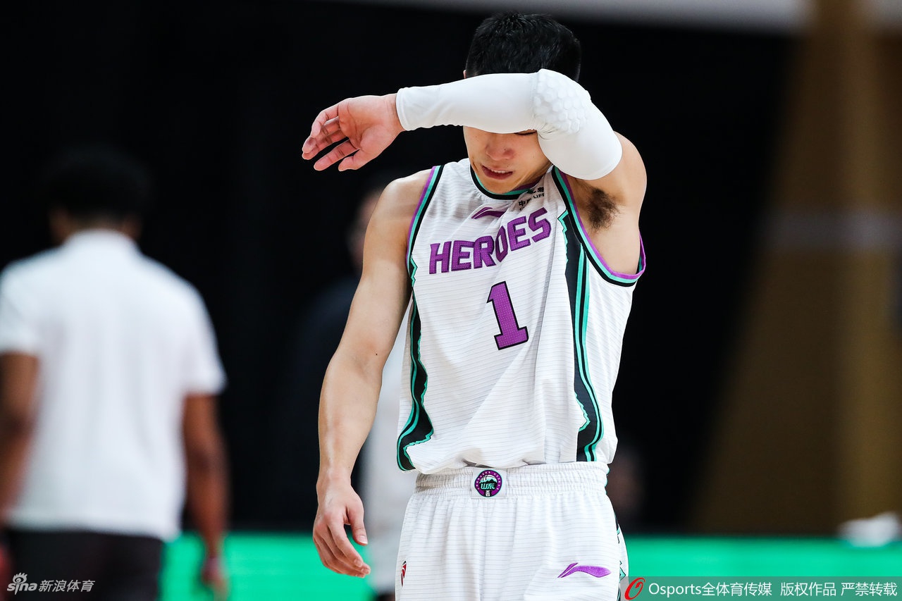 [CBA第15轮]山东111-105吉林 高诗岩砍35分17助攻